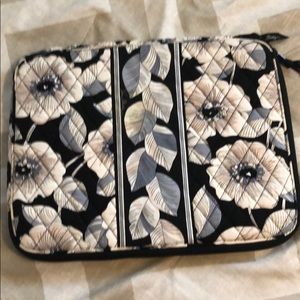 vera bradley laptop case 14x10in